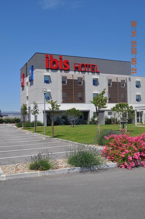 Ibis Istres Trigance Hotell Eksteriør bilde
