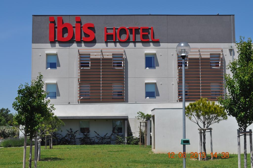 Ibis Istres Trigance Hotell Eksteriør bilde